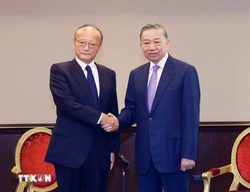 Tổng Bí thư, Chủ tịch nước Tô Lâm tiếp ông Masato Kanda, Chủ tịch Ngân hàng Phát triển châu Á (ADB). (Ảnh: Thống Nhất/TTXVN)
